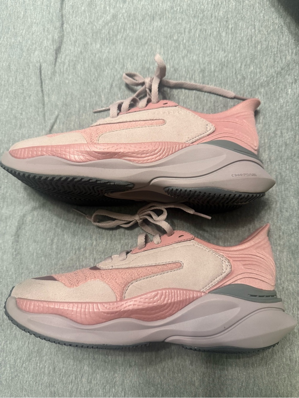 Clark’s Pace walking Women’s Pink Casual Lace-Up Sneakers shoes